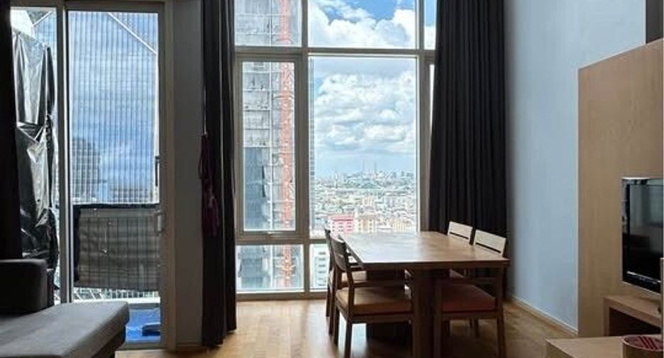 For rent 2 bedrooms condo in Ratchathewi, Bangkok