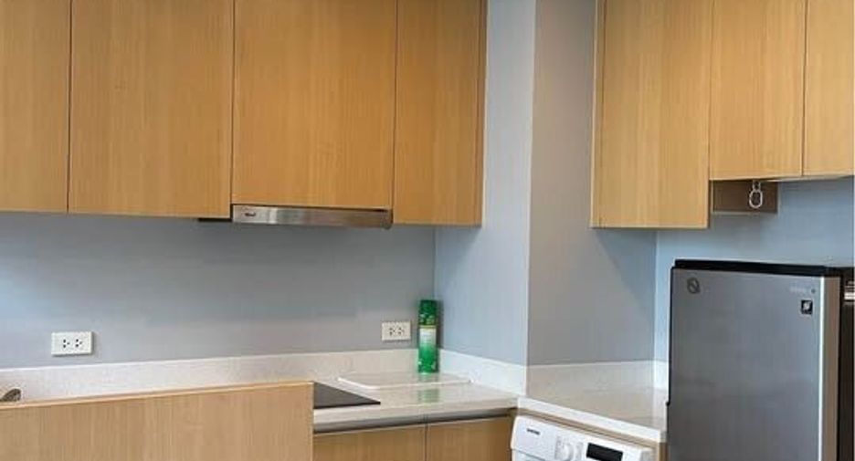 For rent 2 bedrooms condo in Ratchathewi, Bangkok