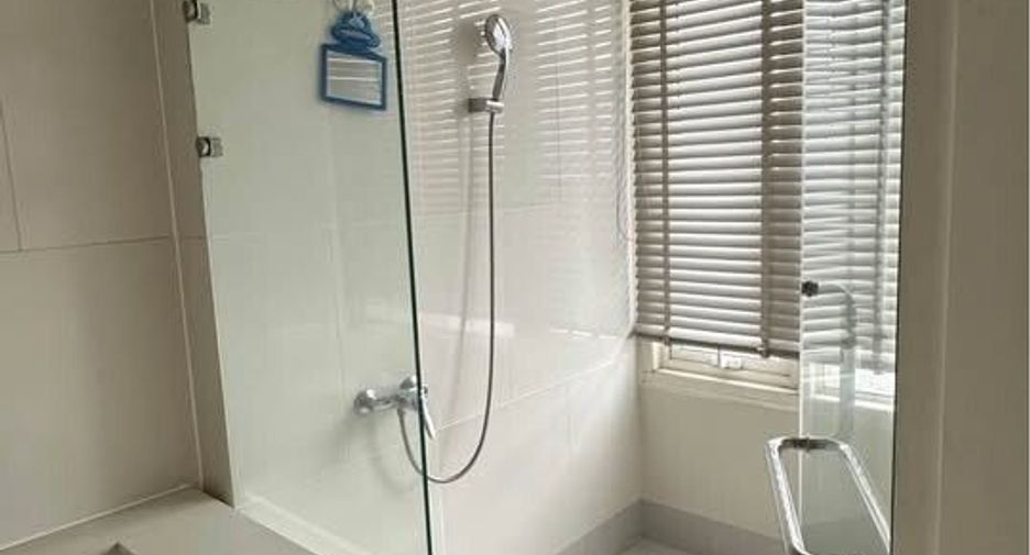 For rent 2 bedrooms condo in Ratchathewi, Bangkok