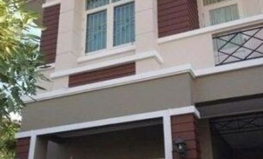 For sale 3 bedrooms townhouse in Min Buri, Bangkok