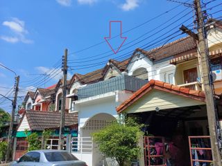 For sale 2 bedrooms townhouse in Don Mueang, Bangkok