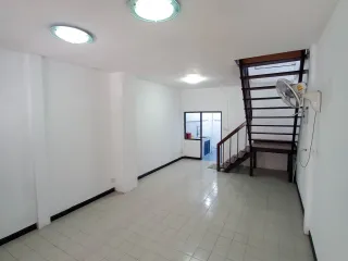 For sale 2 bedrooms townhouse in Don Mueang, Bangkok