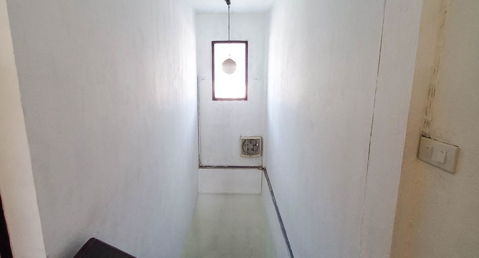 For sale 2 bedrooms townhouse in Don Mueang, Bangkok