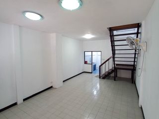 For sale 2 bedrooms townhouse in Don Mueang, Bangkok