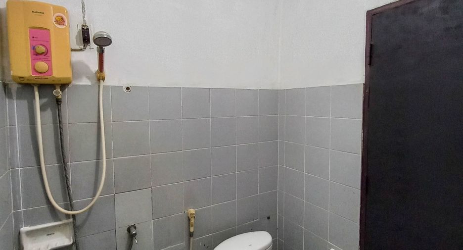 For sale 2 bedrooms townhouse in Don Mueang, Bangkok