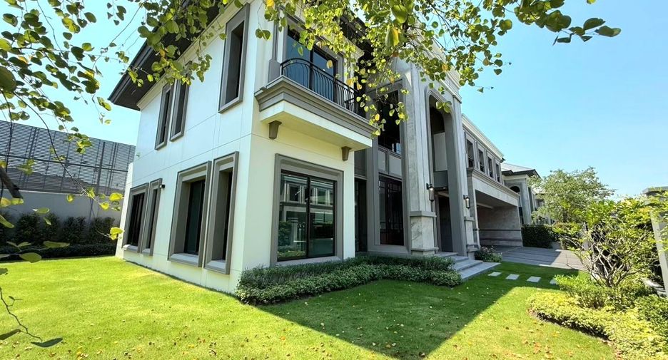 For sale 5 bedrooms house in Lat Krabang, Bangkok