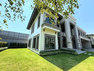 For sale 5 bedrooms house in Lat Krabang, Bangkok