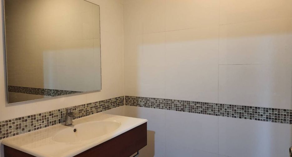 Condo en alquiler de 1 habitaciones en Watthana, Bangkok