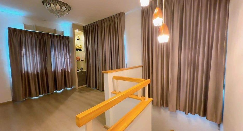 Haus zur Miete mit 3 Zimmer in Mueang Samut Prakan, Samut Prakan