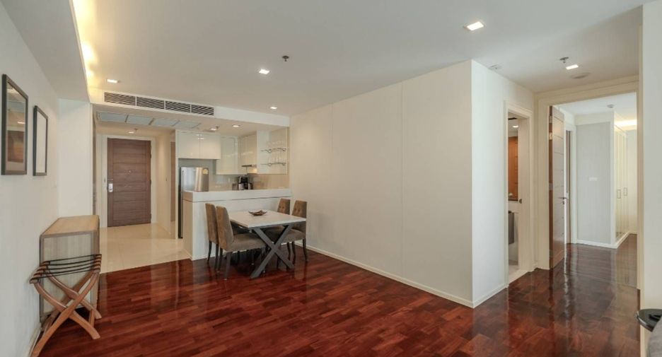 For rent 2 bedrooms apartment in Khlong Toei, Bangkok