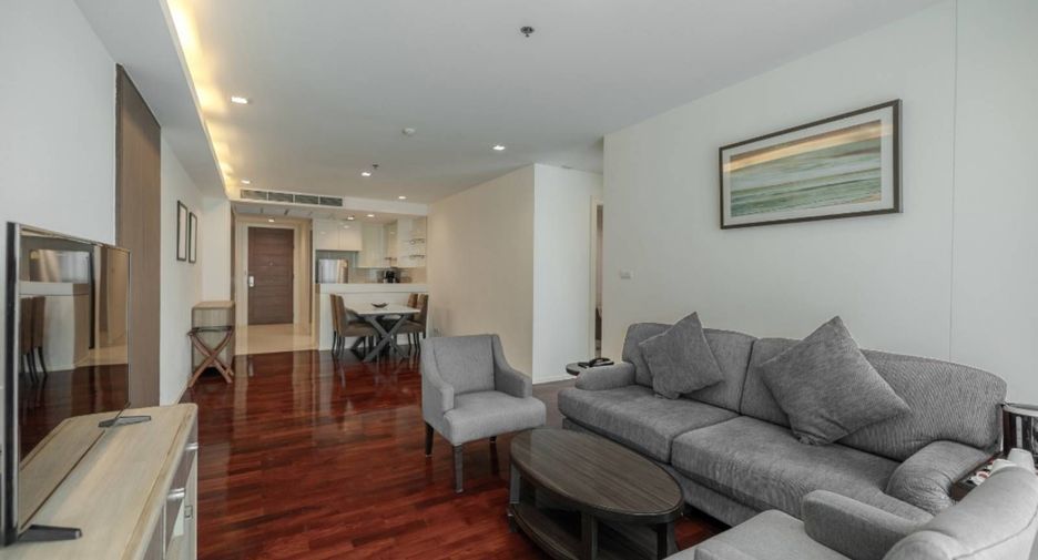 For rent 2 bedrooms apartment in Khlong Toei, Bangkok