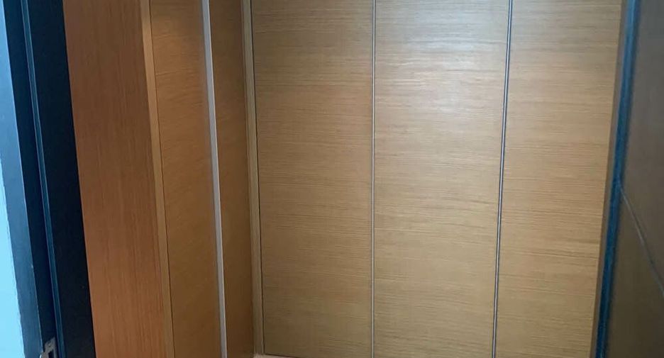 For sale and for rent 2 bedrooms condo in Watthana, Bangkok