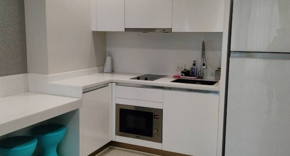For rent 1 bed condo in Pathum Wan, Bangkok
