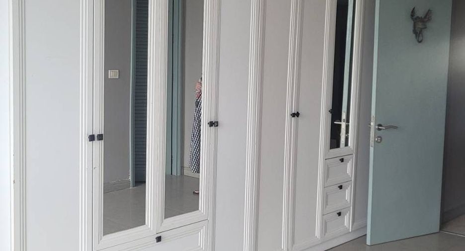 For sale and for rent 3 bedrooms condo in Khlong Toei, Bangkok