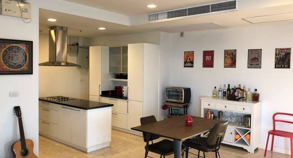 For sale and for rent 3 bedrooms condo in Khlong Toei, Bangkok