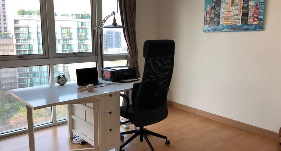 For sale and for rent 3 bedrooms condo in Khlong Toei, Bangkok