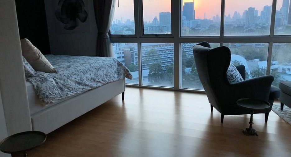 For sale and for rent 3 bedrooms condo in Khlong Toei, Bangkok