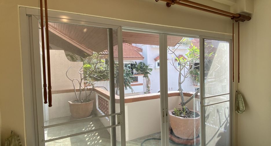 Apartment zur Miete mit 2 Zimmer in Watthana, Bangkok