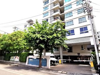出售 1 卧室 公寓 在 Din Daeng, 曼谷