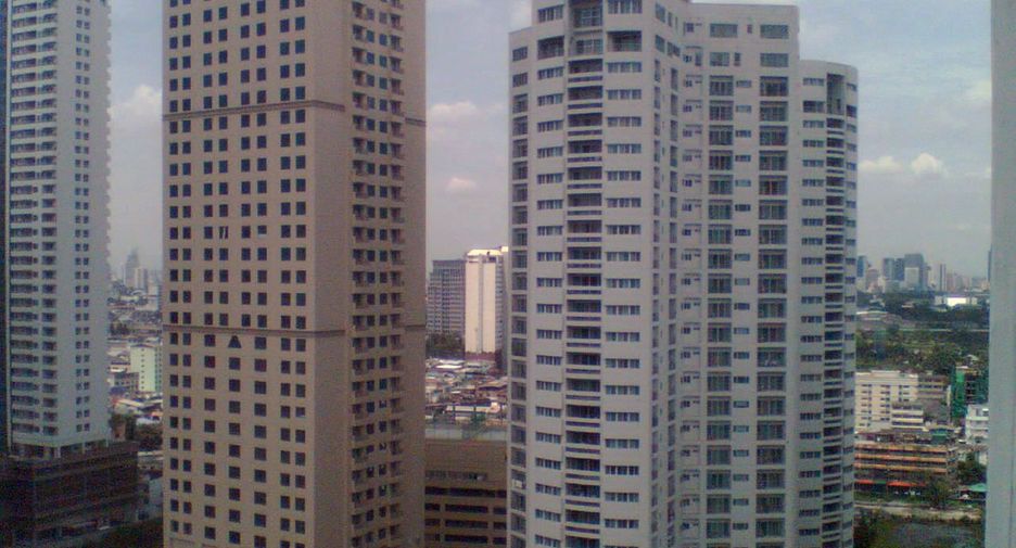 For rent 1 bed condo in Khlong Toei, Bangkok