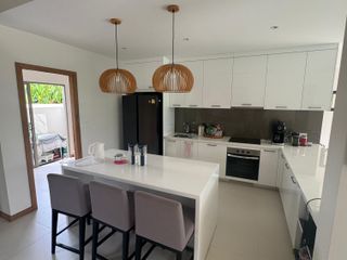 For sale and for rent 4 bedrooms villa in Thalang, Phuket