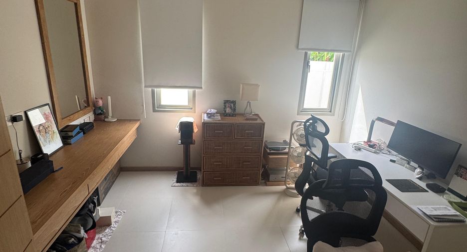 For sale and for rent 4 bedrooms villa in Thalang, Phuket