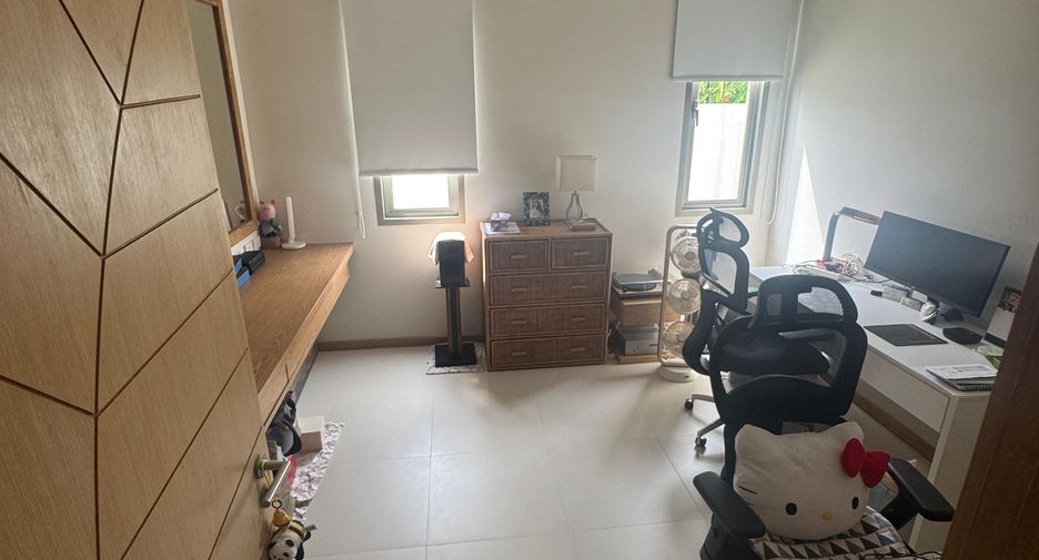 For sale and for rent 4 bedrooms villa in Thalang, Phuket