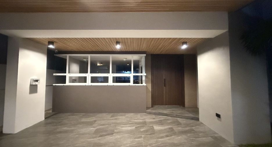 For sale 3 bedrooms house in Mueang Phuket, Phuket