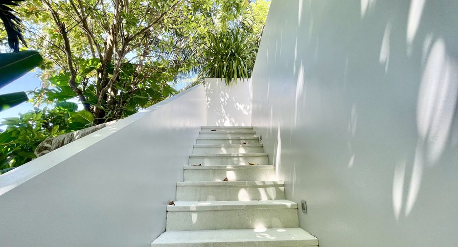 For sale 6 bedrooms villa in Thalang, Phuket