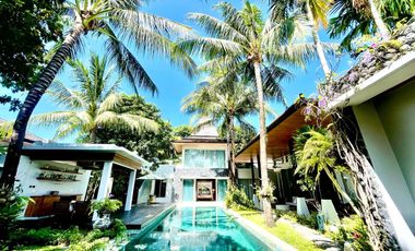 Villa zum Kauf mit 6 Zimmer in Thalang, Phuket