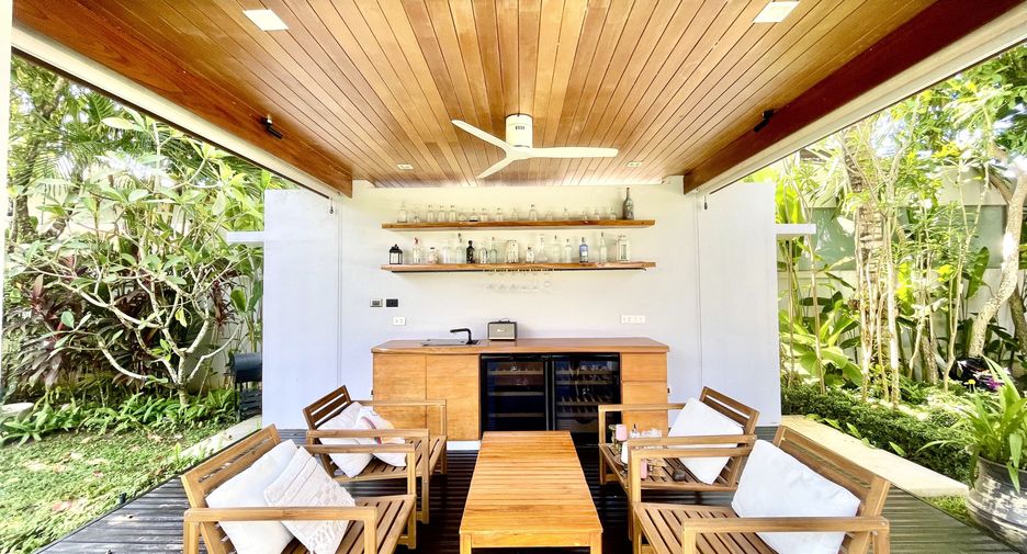 For sale 6 bedrooms villa in Thalang, Phuket
