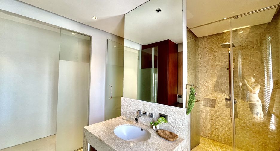 For sale 6 bedrooms villa in Thalang, Phuket