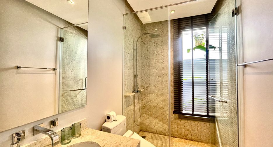 For sale 6 bedrooms villa in Thalang, Phuket