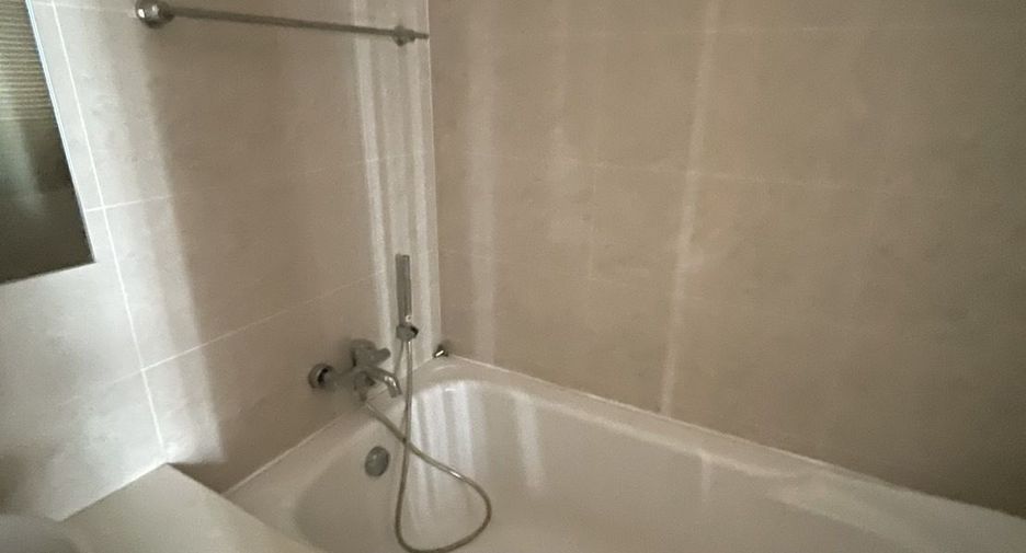Condo en venta de 1 habitaciones en Khlong Toei, Bangkok