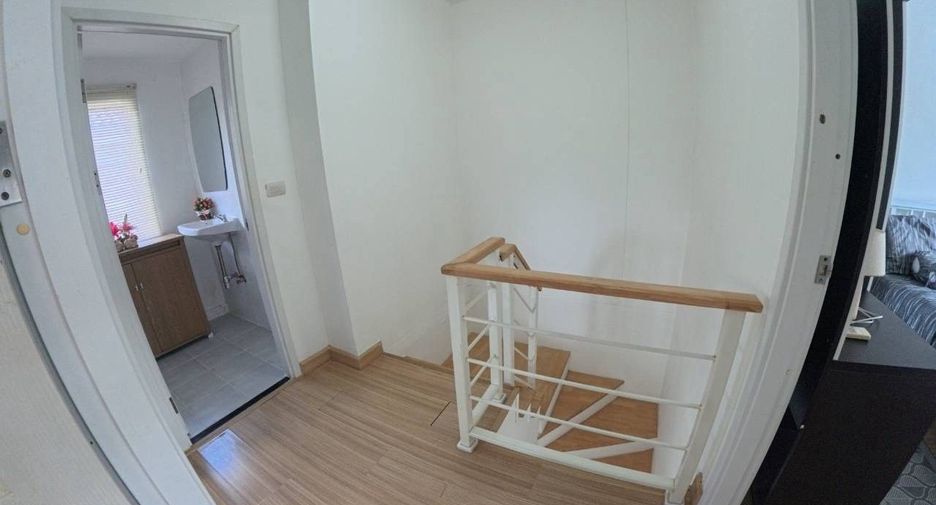 For rent 3 bedrooms townhouse in Thalang, Phuket