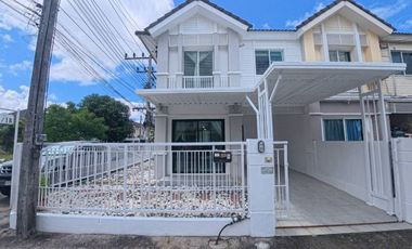 For rent 3 bedrooms townhouse in Thalang, Phuket