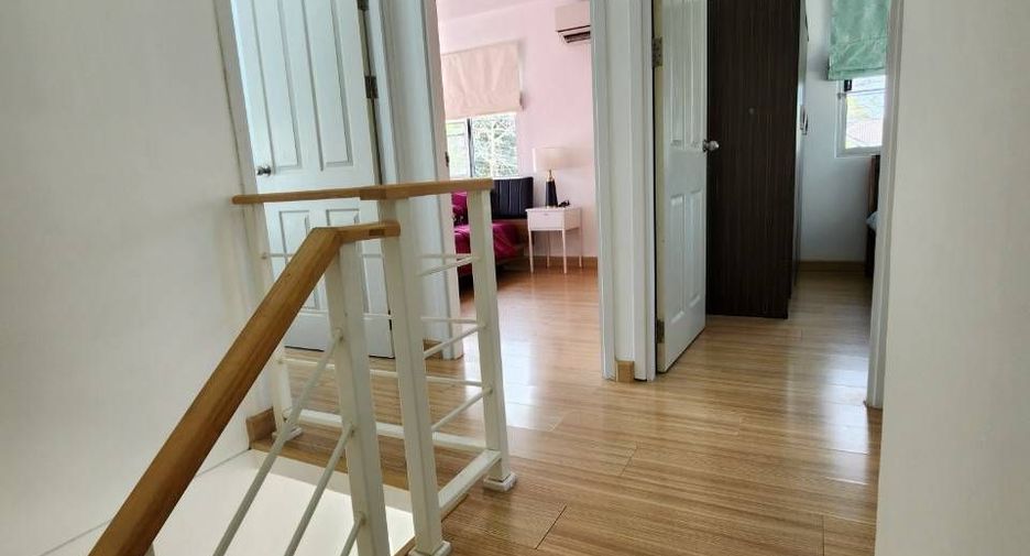 For rent 3 bedrooms townhouse in Thalang, Phuket