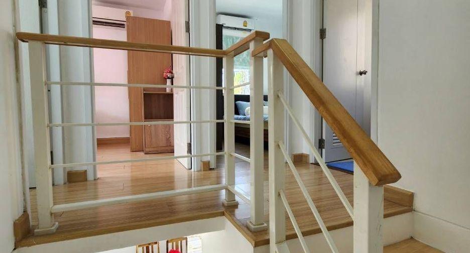 For rent 3 bedrooms townhouse in Thalang, Phuket