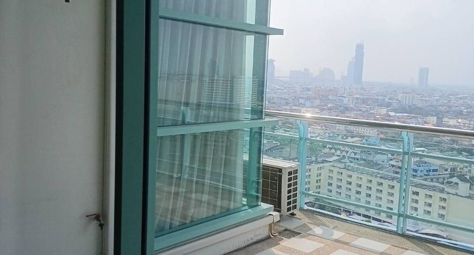 For rent 2 bedrooms condo in Bang Kho Laem, Bangkok