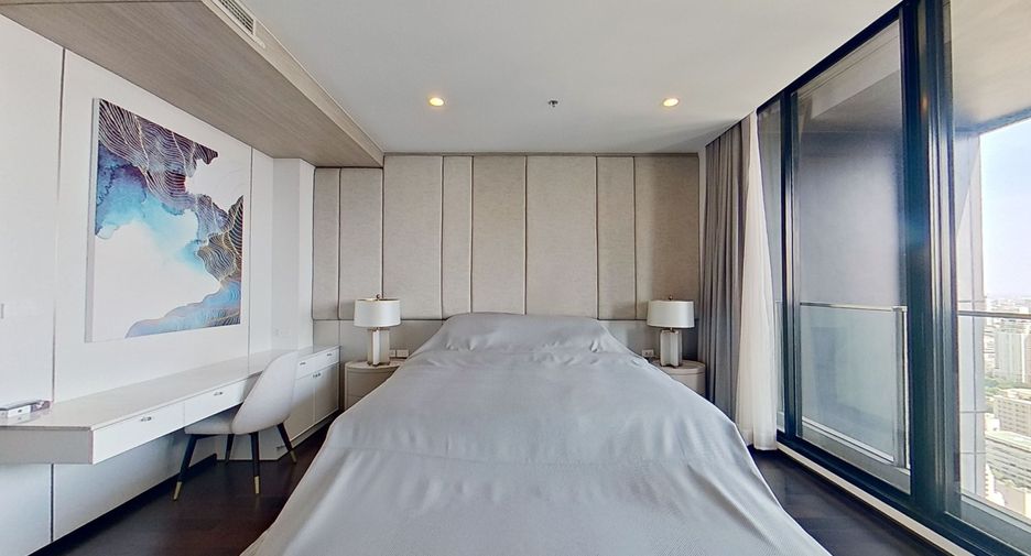 For sale 3 bedrooms condo in Pathum Wan, Bangkok