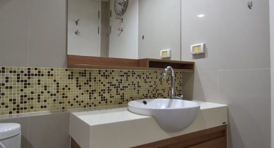 For sale 1 bed condo in Bang Na, Bangkok