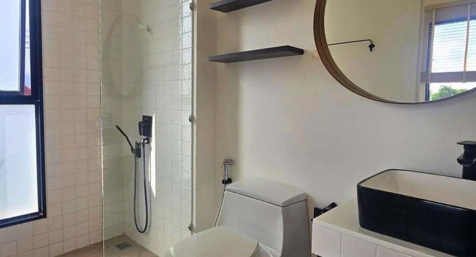For rent 3 bedrooms villa in Mueang Phuket, Phuket