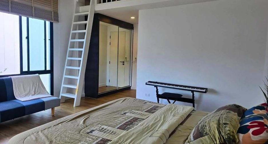 For rent 3 bedrooms villa in Mueang Phuket, Phuket