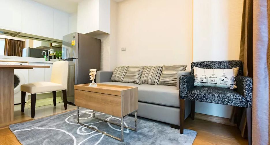 For rent 1 bed condo in Watthana, Bangkok