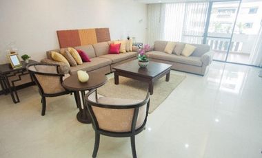 For rent 3 bedrooms condo in Watthana, Bangkok
