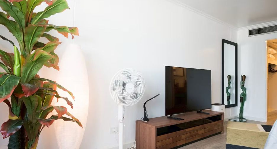 À vendre 1 chambre condo à Khlong Toei, Bangkok