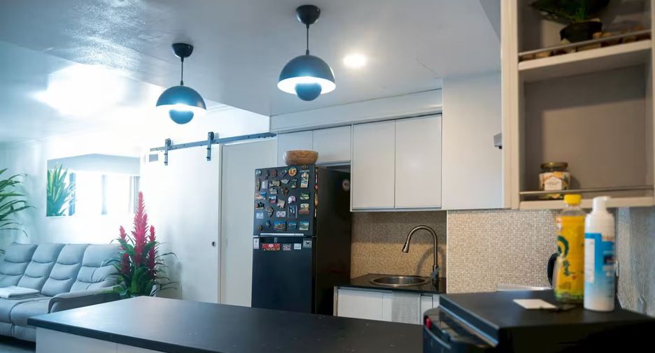 À vendre 1 chambre condo à Khlong Toei, Bangkok