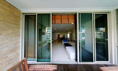 For rent 3 bedrooms condo in Khlong Toei, Bangkok