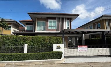 For rent 4 bedrooms house in Mueang Phuket, Phuket