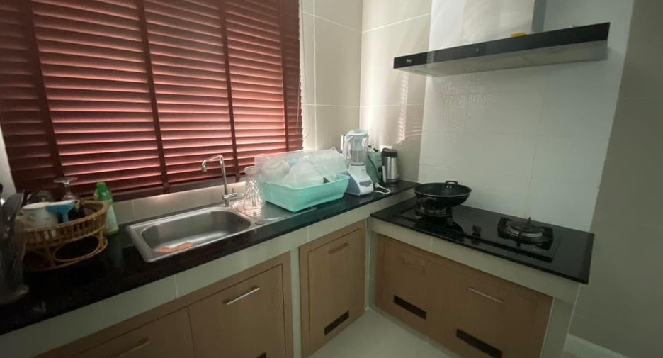 For rent 4 bedrooms house in Mueang Phuket, Phuket